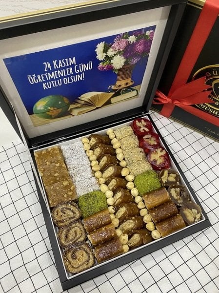 Öğretmenler Günü Özel Hediyelik Pestil Paketi(1)