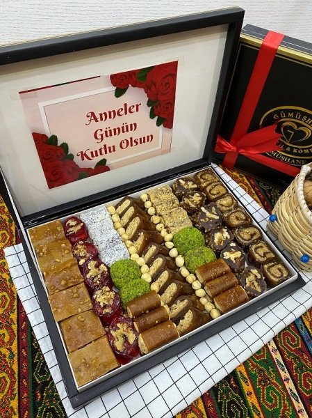 Anneler Gününe Özel Hediyelik Pestil(Büyük Boy) 1 görseli.