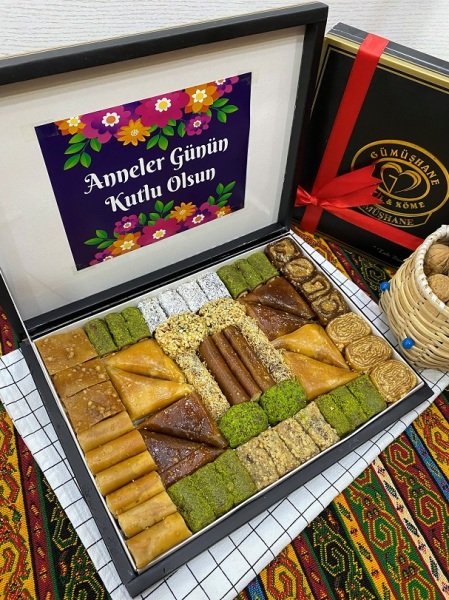 Anneler Gününe Özel Hediyelik Pestil(Büyük Boy) 5 görseli.