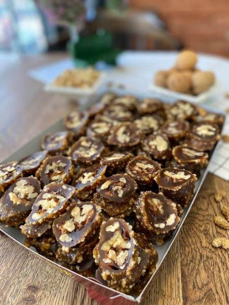 Pikolalı Köme ( Cevizli Sucuk )