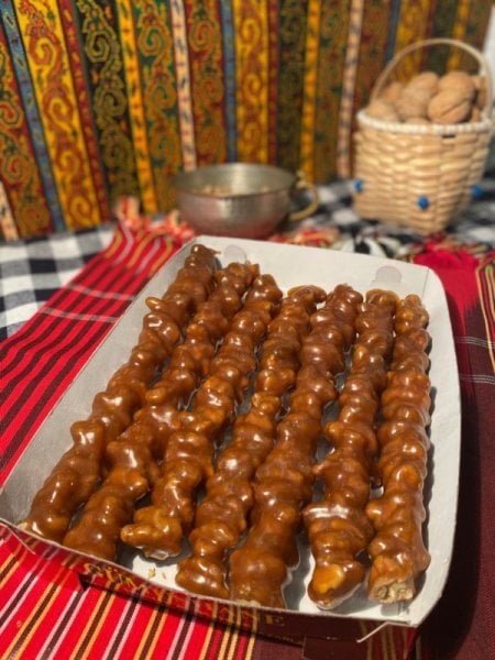 Ev Yapımı Klasik Köme ( Cevizli Suçuk )