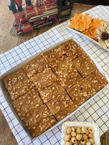 Ev Yapımı Bol Fındıklı Pestil