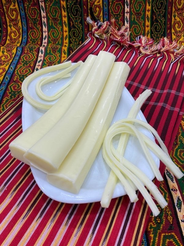 1Kg. Kuymaklık  Dil Peyniri