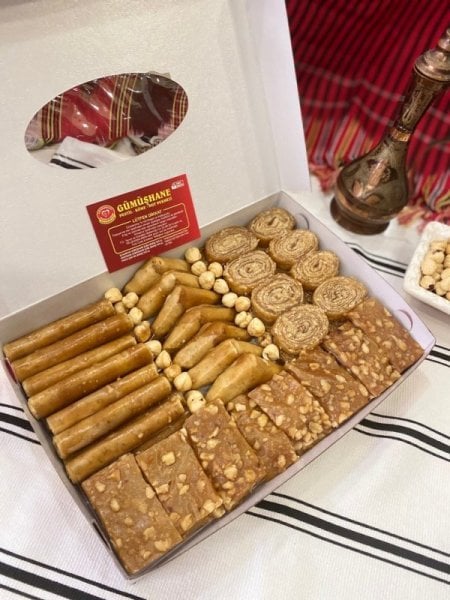 1 KG Ev Yapımı Sütlü Çoklu Karışık - 2