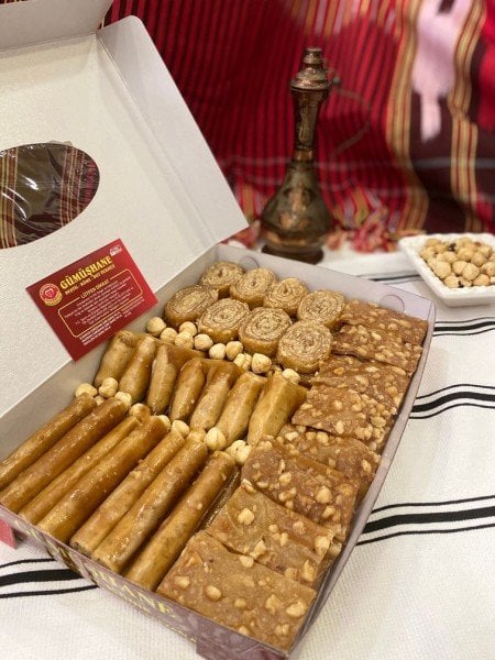 1 KG Ev Yapımı Sütlü Çoklu Karışık - 2
