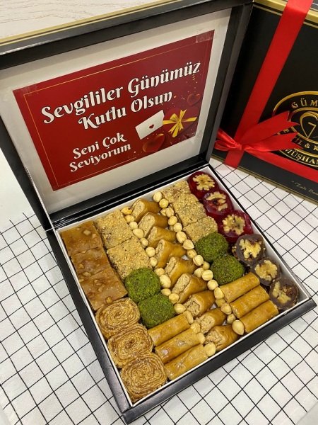 Sevgililer Gününe Özel Ev Yapımı Hediyelik(1K)