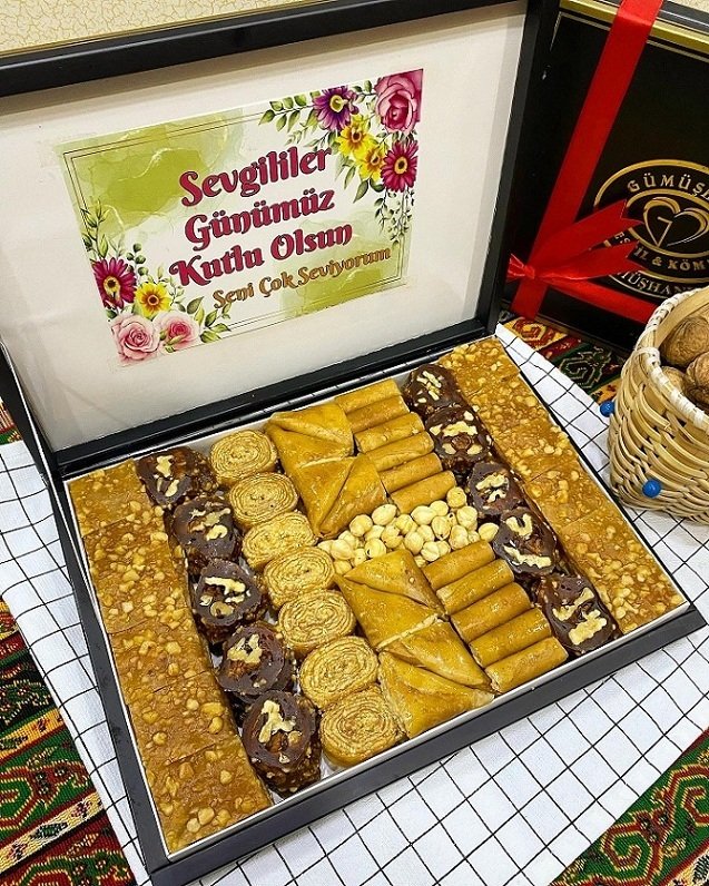 Sevgililer Gününe Özel Ev Yapımı(Büyük Boy)