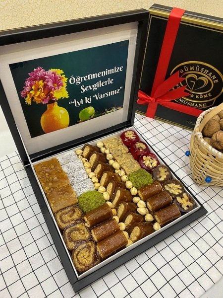 Öğretmenlere Özel Hediyelik Pestil görseli.