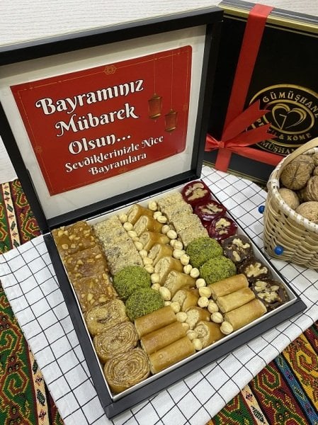 Bayrama Özel Ev Yapımı Hediyelik Pestil