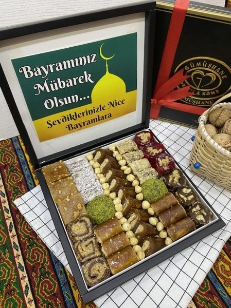 Bayrama Özel Hediyelik Pestil Paketi-1